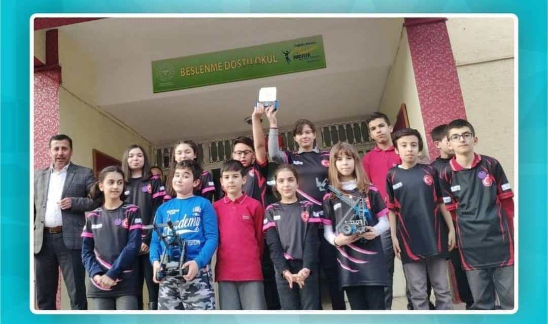 2020 Mersin Çağ Koleji’ndeki VEX IQ